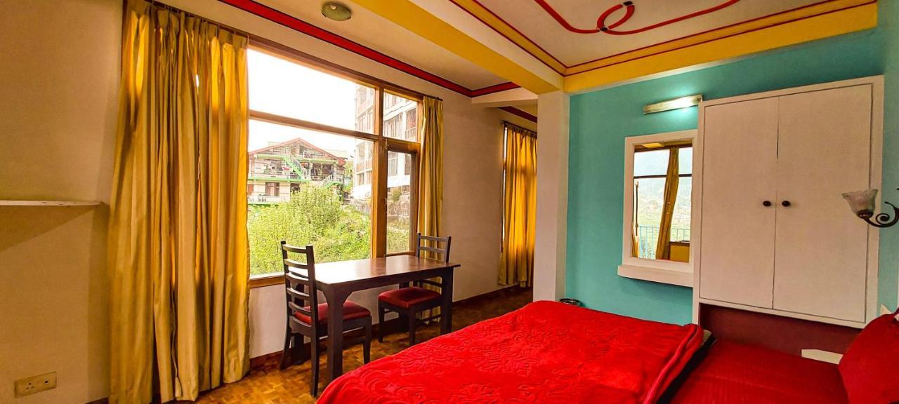 Hostel La Vaca India Manali Zewnętrze zdjęcie