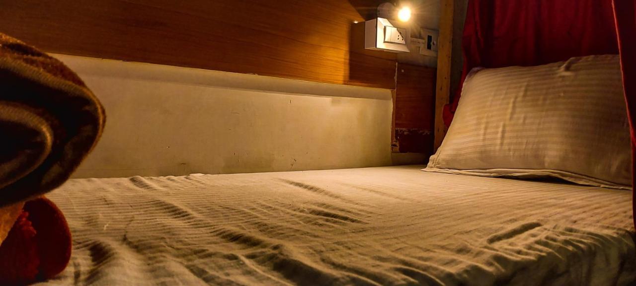 Hostel La Vaca India Manali Zewnętrze zdjęcie