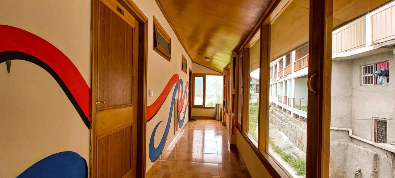 Hostel La Vaca India Manali Zewnętrze zdjęcie