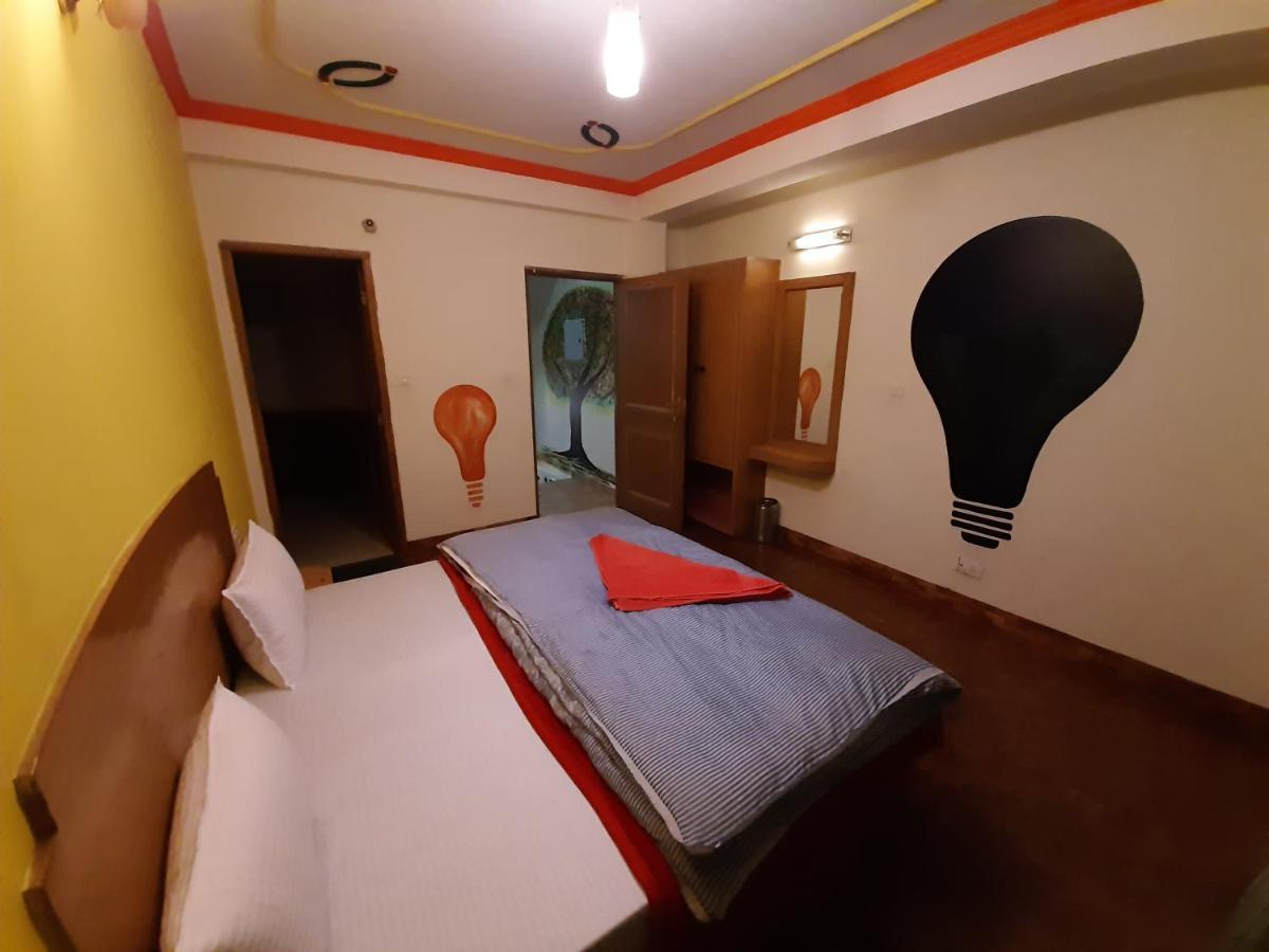 Hostel La Vaca India Manali Zewnętrze zdjęcie