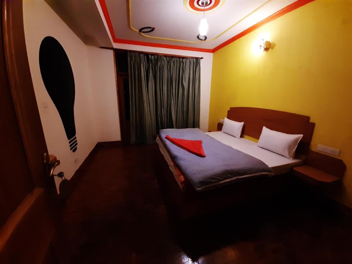 Hostel La Vaca India Manali Zewnętrze zdjęcie
