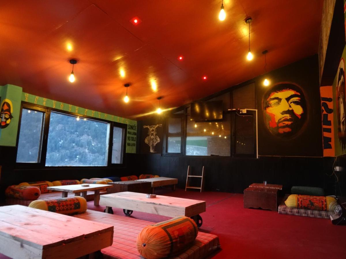 Hostel La Vaca India Manali Zewnętrze zdjęcie